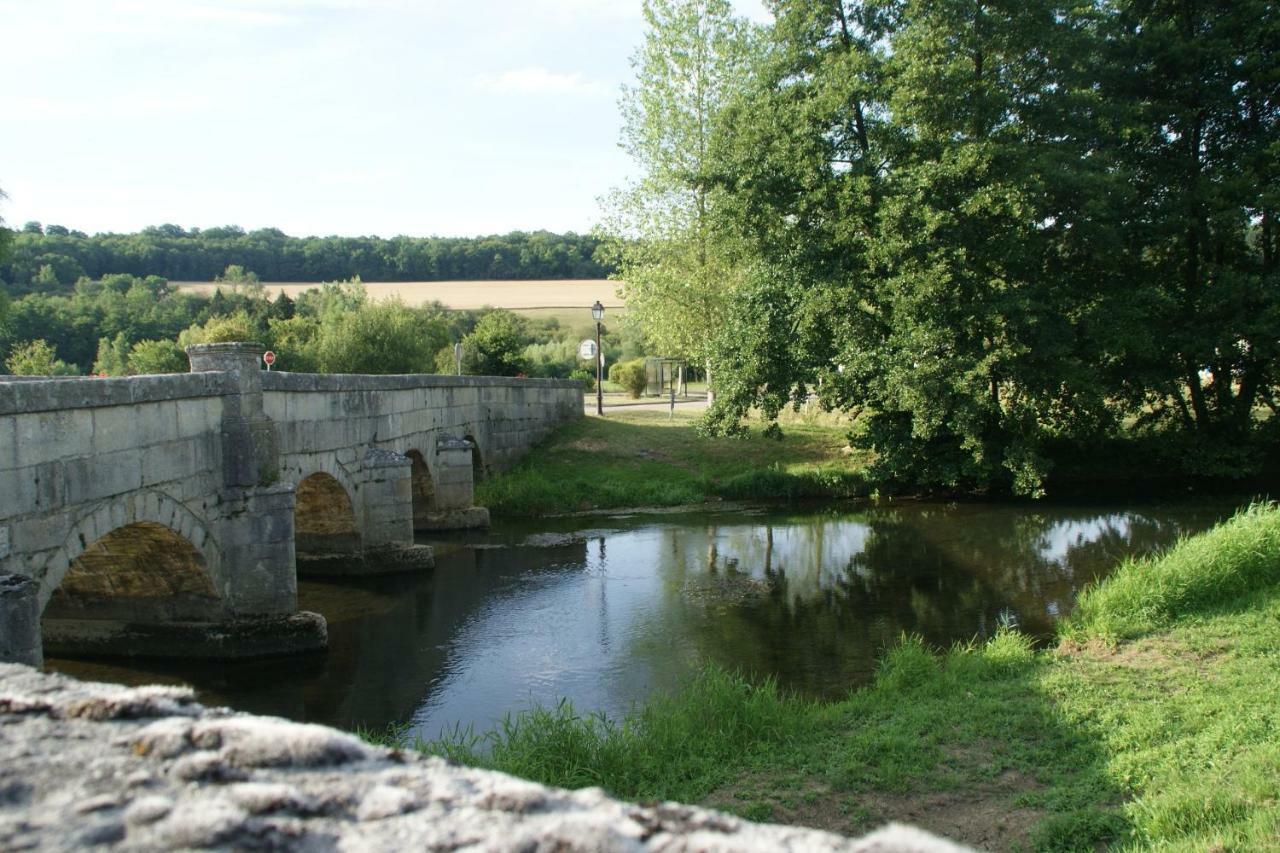 Вилла La Goelette Bazincourt-sur-Saulx Экстерьер фото